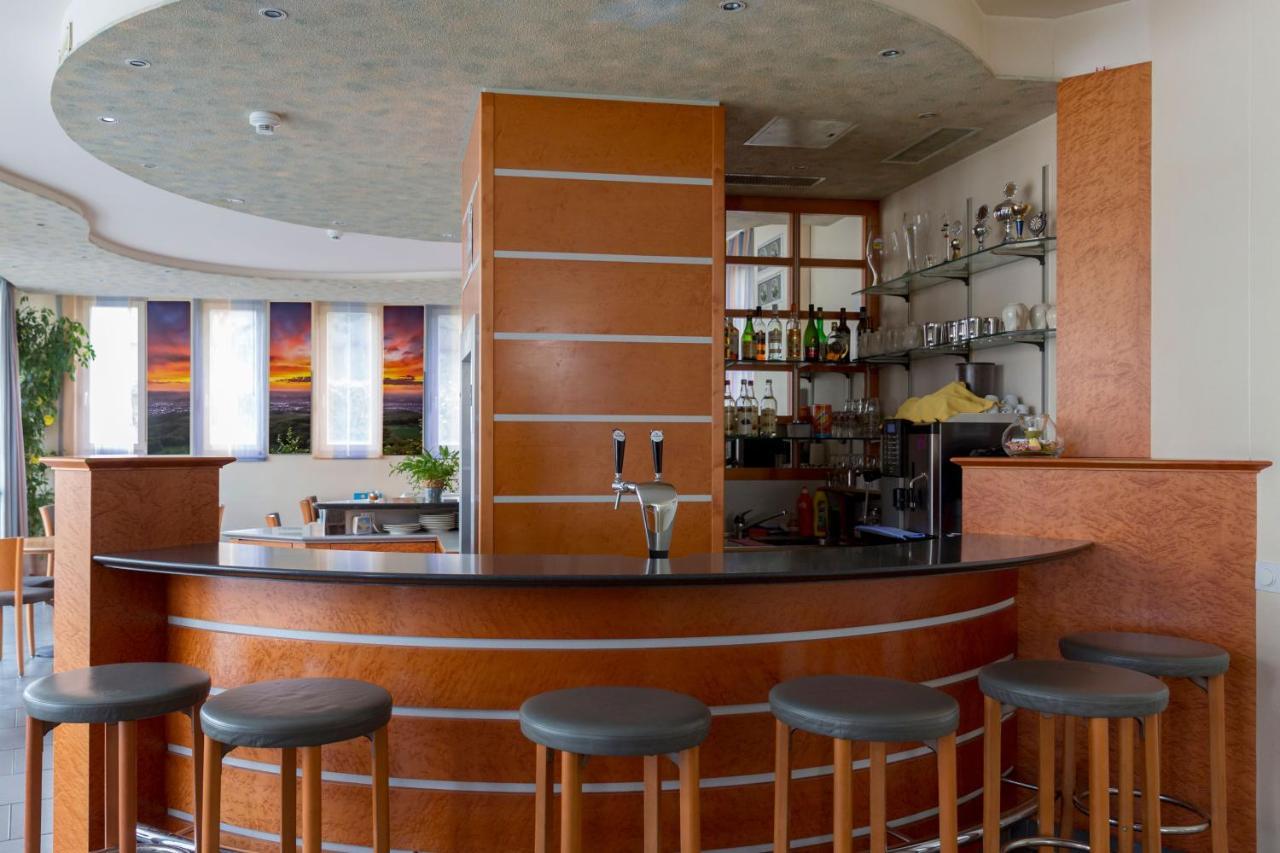 Hotel Rynach 레이나흐 외부 사진